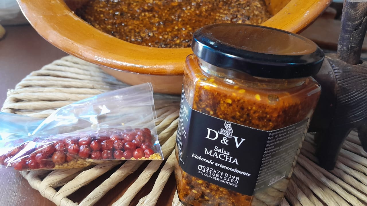 Elaboración artesanal de Salsa Macha D&V